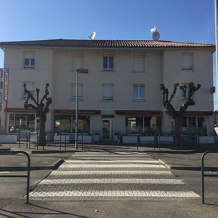 Hotel Le Logis Dauphinois Roussillon  Exterior foto